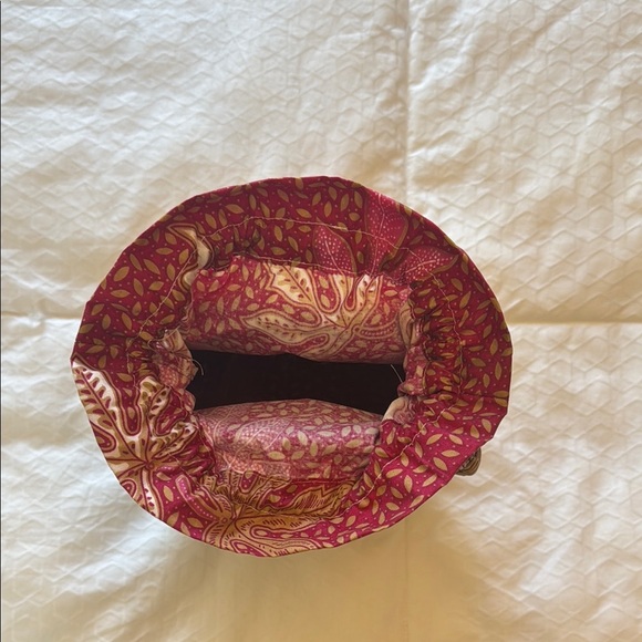 Round Woven Tan Bag Handcrafted in Bali - Picture 4 of 5